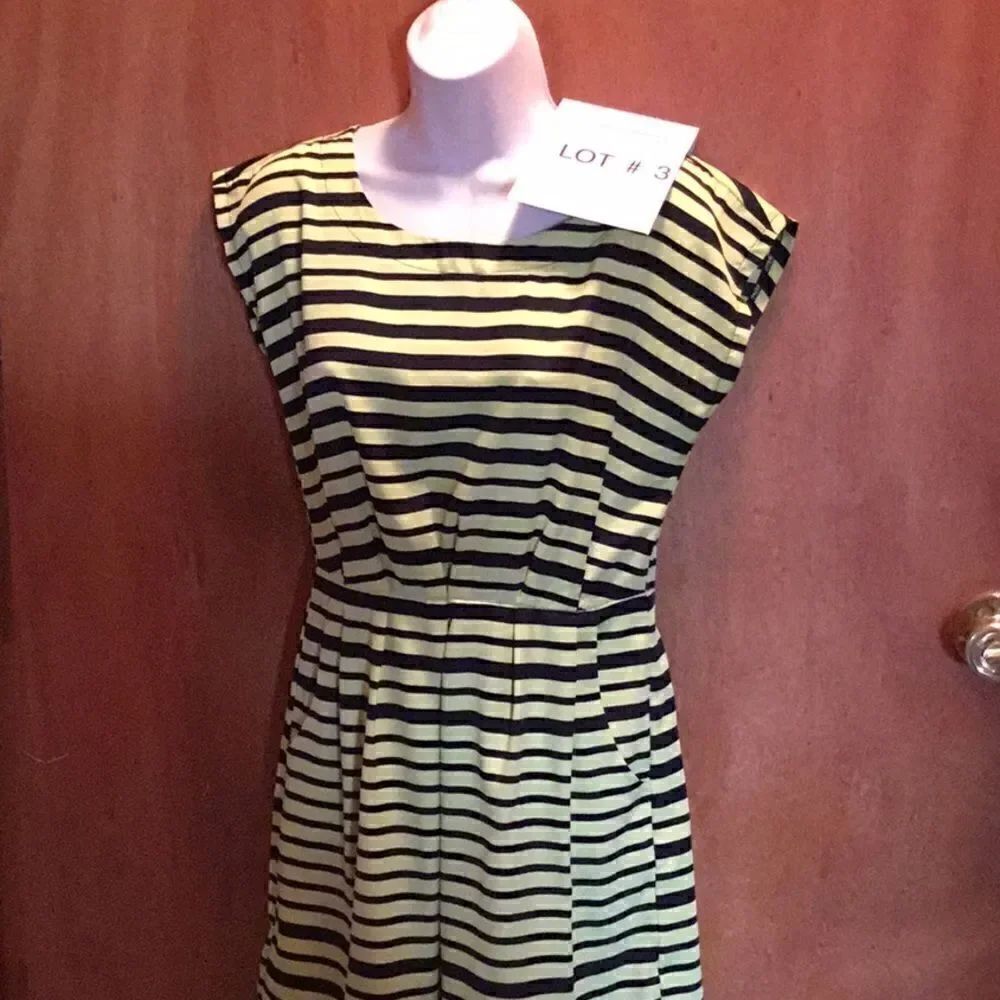 Ladies bumblebee striped dress in small by BEBOP